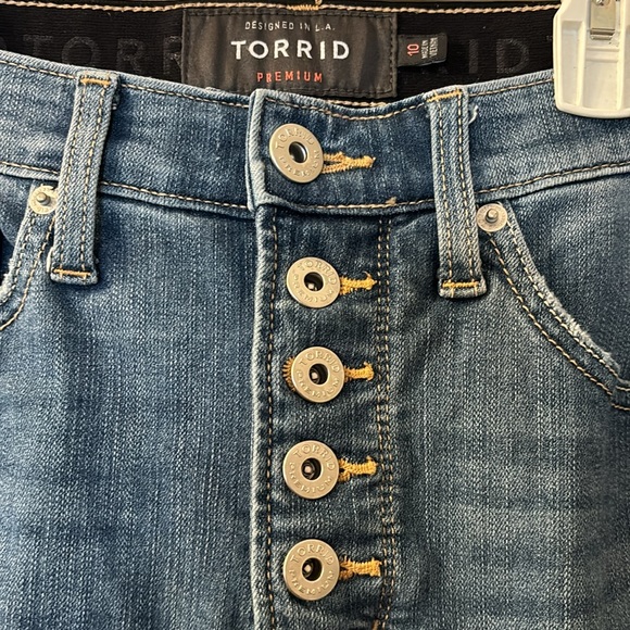 Torrid sky high skinny crop button fly pants size 10 - Picture 2 of 5
